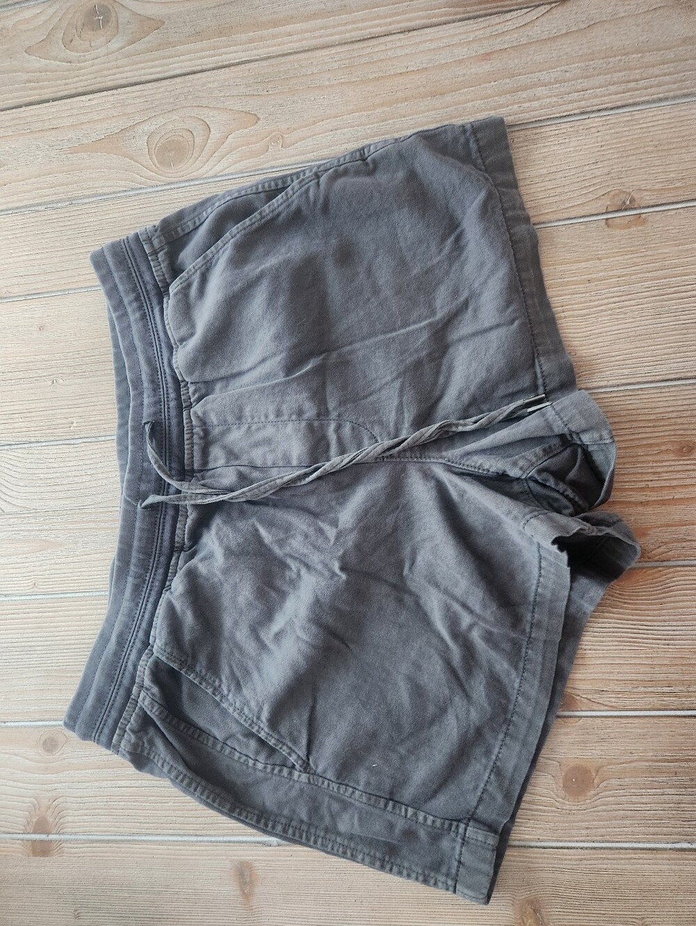 Gap Gray Woman's Casual Drawstring Shorts